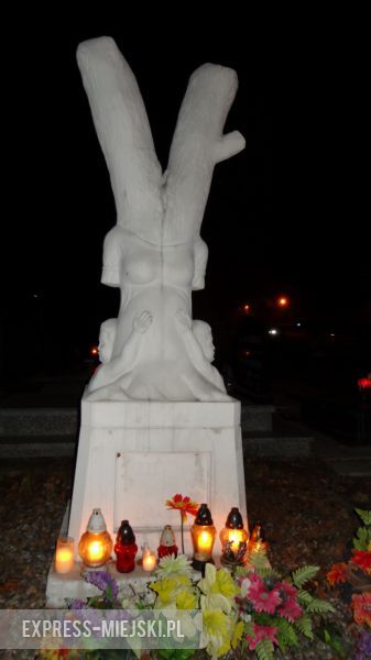 31 październik  - ząbkowicki cmentarz
