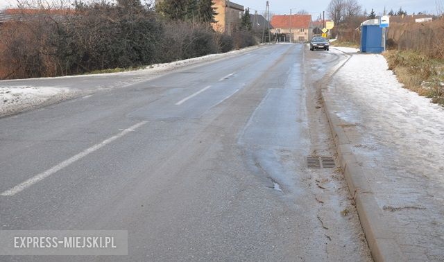 Mieszkańcy ul. Kamienieckiej od dłuższego czasu domagają sie remontu drogi