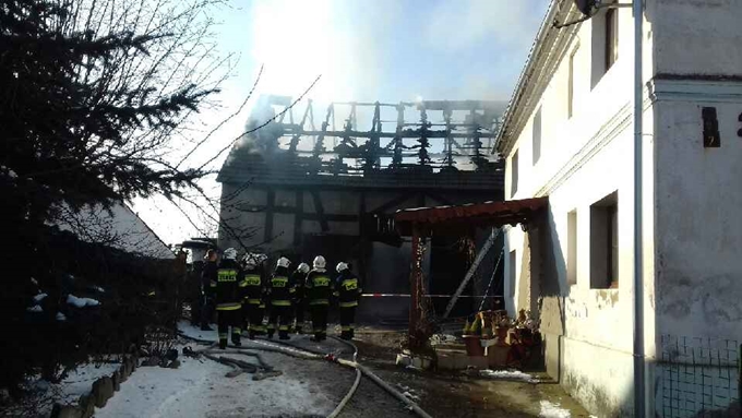 Pożar budynku gospodarczego w Topoli