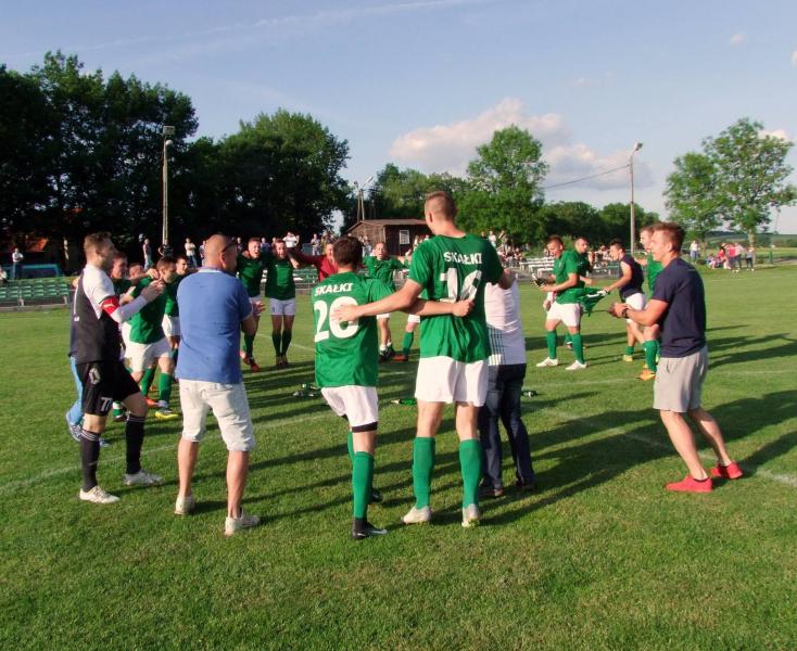 Skałki Stolec pokonały Koliber Uciechów 3:0 (1:0) i wywalczyły awans do klasy okręgowej