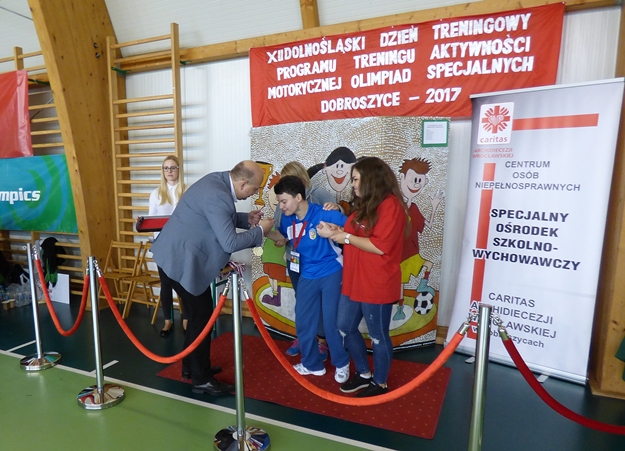 XII Dolnośląski Dzień Treningowy Programu Aktywności Motorycznej Olimpiad Specjalnych w Dobroszycach