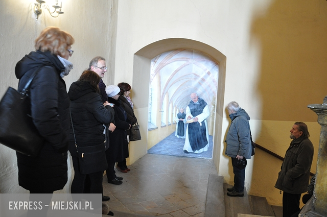 W kamienieckim kościele otwarto wystawę szat i paramentów liturgicznych 