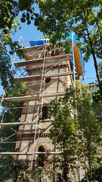 Trwa remont wieży widokowej w Grodziszczu