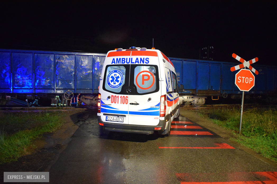 Śmiertelny Wypadek Na Przejeździe Kolejowym Samochód Osobowy Wjechał