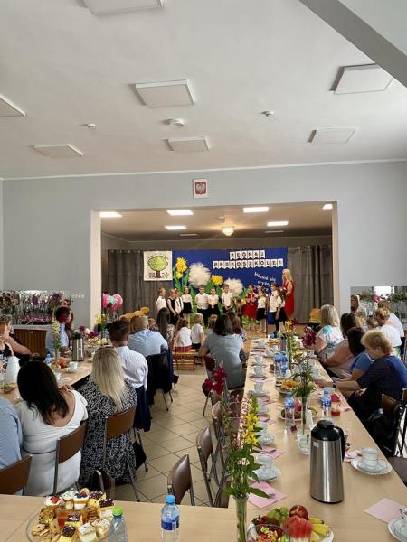 Zakończenie „zerówkowego” roku szkolnego w Przedszkolu „Zielona Dolina” w Mąkolnie
