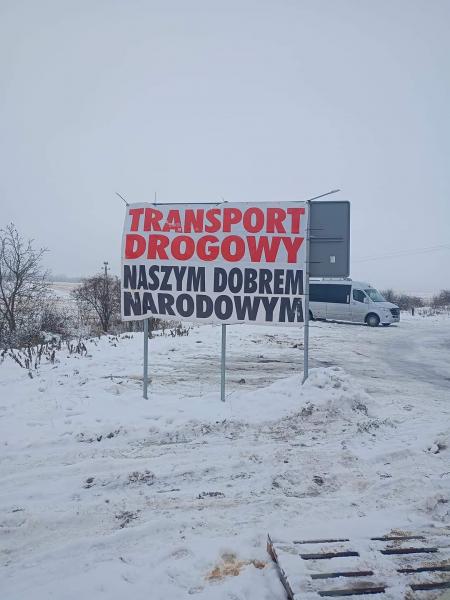 Rolnicy z powiatu ząbkowickiego protestują na przejściu granicznym w Medyce