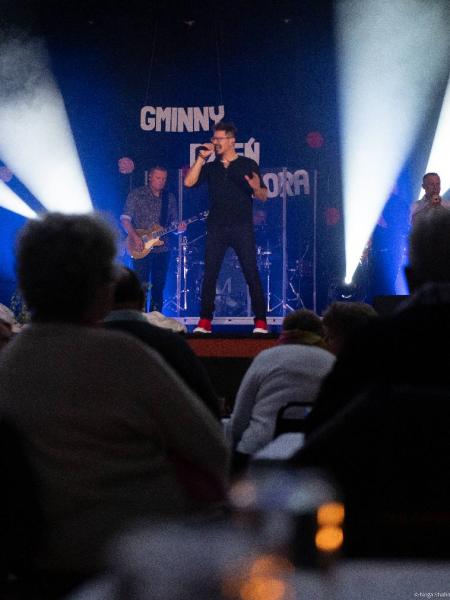 Gminny Dzień Seniora w Ciepłowodach – święto radości, muzyki i wspólnoty