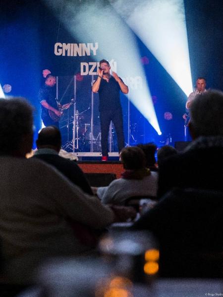 Gminny Dzień Seniora w Ciepłowodach – święto radości, muzyki i wspólnoty