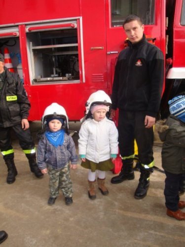 Przedszkolaki z wizytą u strażaków z OSP Przyłęk