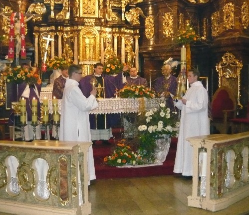 Msza św. w Ziębicach w intencji ofiar katastrofy