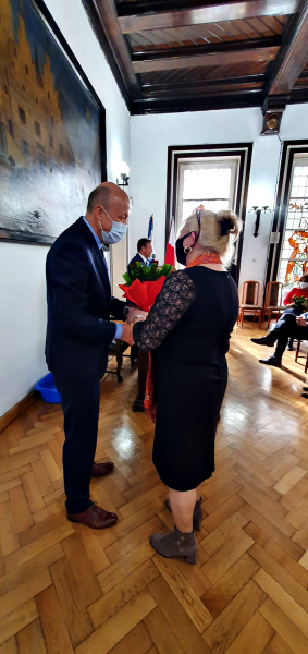 Dzień Edukacji Narodowej w Ziębicach. Nauczyciele otrzymali nagrody burmistrza