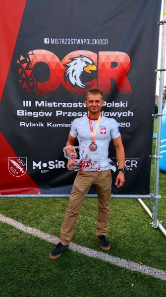 Paweł Pastuszka od czterech lat z sukcesami startuje w biegach z przeszkodami