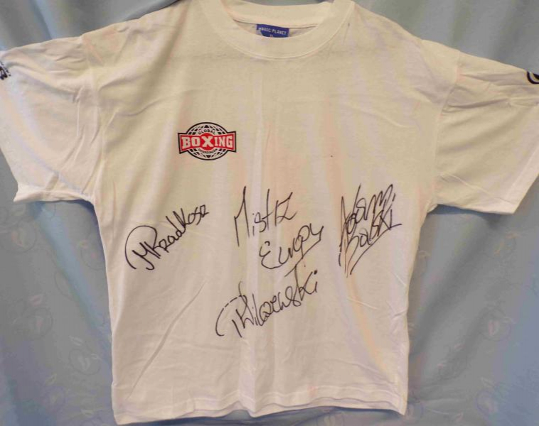 koszulka z krótkim rękawem z autografem Piotra Wilczewskiego Mistrza Europy w Boksie