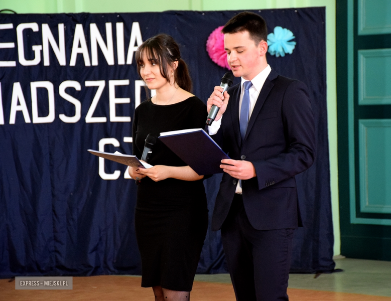 Zakończenie roku szkolnego maturzystów w Liceum Ogólnokształcącym w Ząbkowicach Śląskich