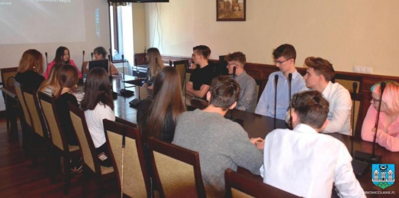 Posiedzenie Młodzieżowej Rady Miejskiej w Ząbkowicach Śląskich