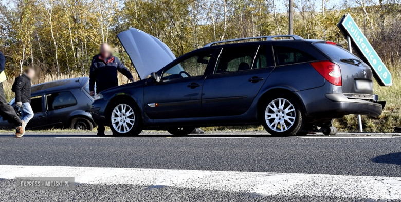 Zderzenie Volkswagena i Renault za Ząbkowicami Śląskimi
