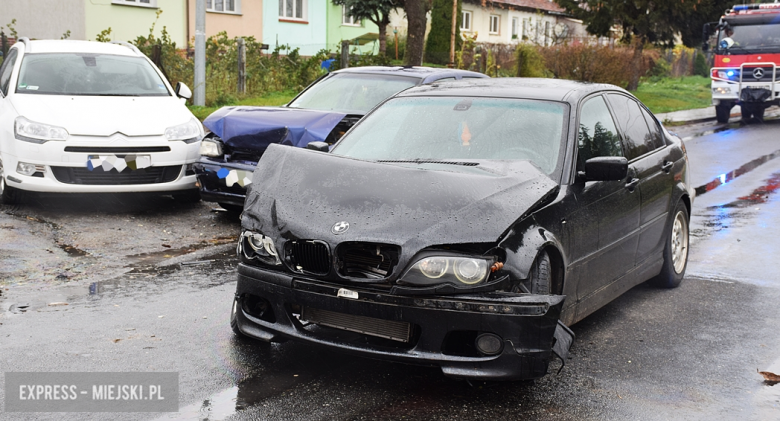 Zderzenie trzech aut osobowych w Bobolicach