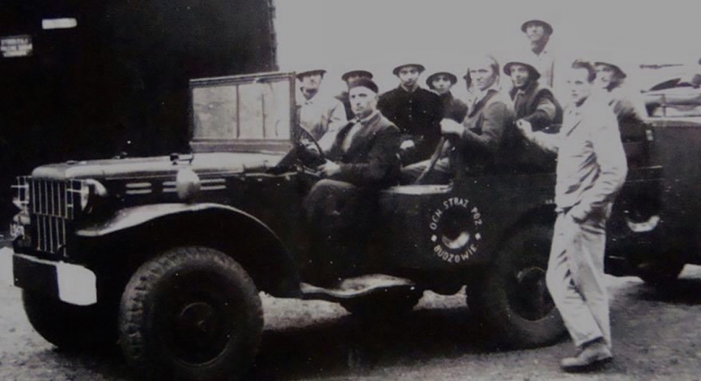Ochotnicza Straż Pożarna w Budzowie została założona 14 października 1945 roku. W tym dniu zwołano pierwsze zebranie założycielskie