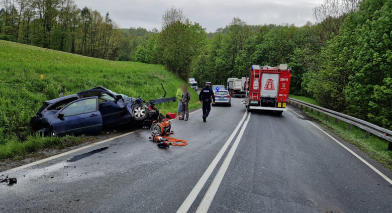 Poważny wypadek na drodze krajowej nr 46 w Mąkolnie