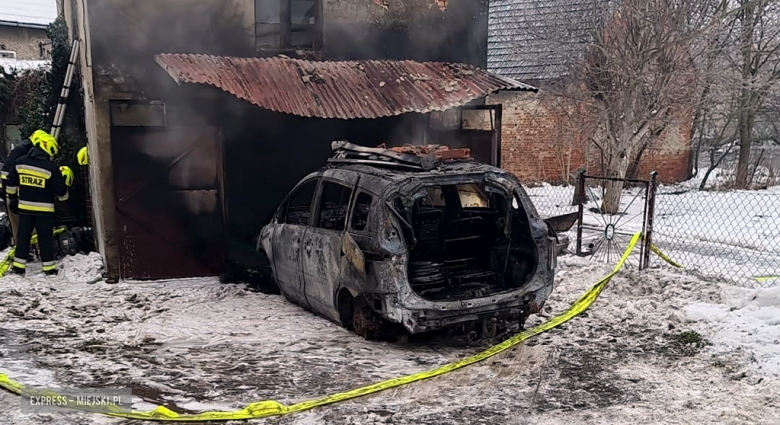 Pożar samochodu osobowego w Olbrachcicach Wielkich 