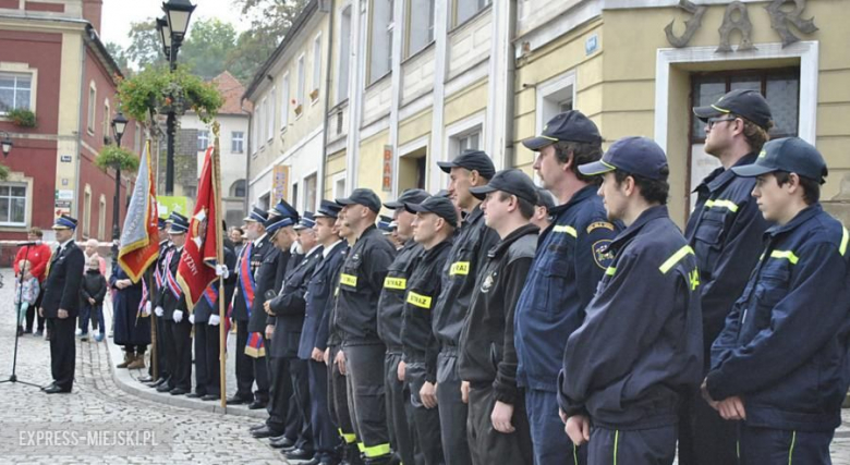 Oficjalne przekazanie quada strażakom-ochotnikom ze Złotego Stoku