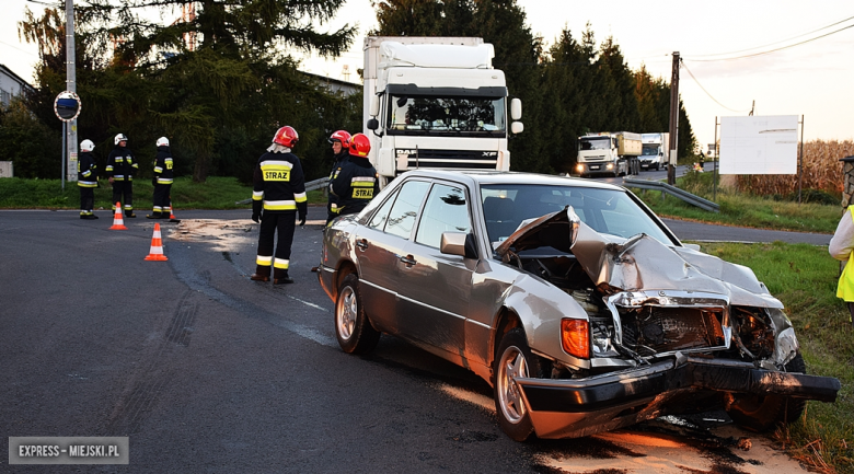 	Zderzenie Mercedesa z samochodem ciężarowym w Ciepłowodach