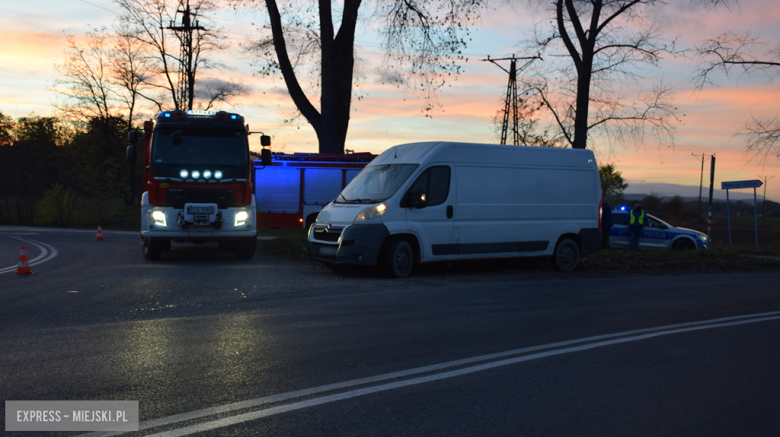 Kolizja dwóch pojazdów na ul. Paczkowskiej w Kamieńcu Ząbkowickim