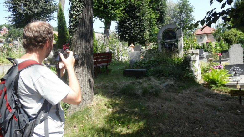 Następnie odwiedziliśmy cmentarz