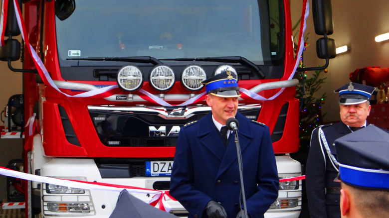 Uroczyste otwarcie nowej remizy dla strażaków-ochotników z Brzeźnicy 
