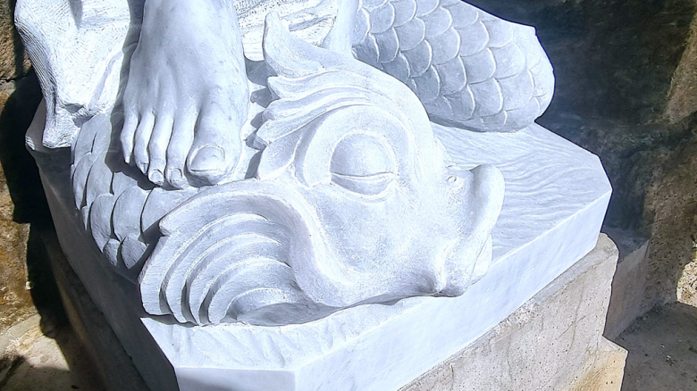 Rzeźba Perseusza ponownie stoi w grocie Pałacu w Kamieńcu Ząbkowickim