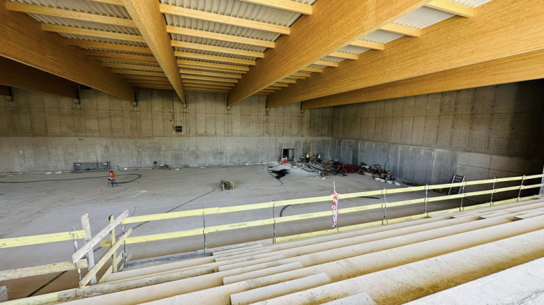Postępują prace przy budowie hali sportowo-widowiskowej w Ziębicach