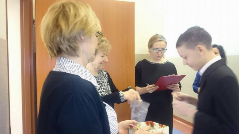 Uczniowie rozpoczęli testy gimnazjalne - gimnazjum w Przyłęku