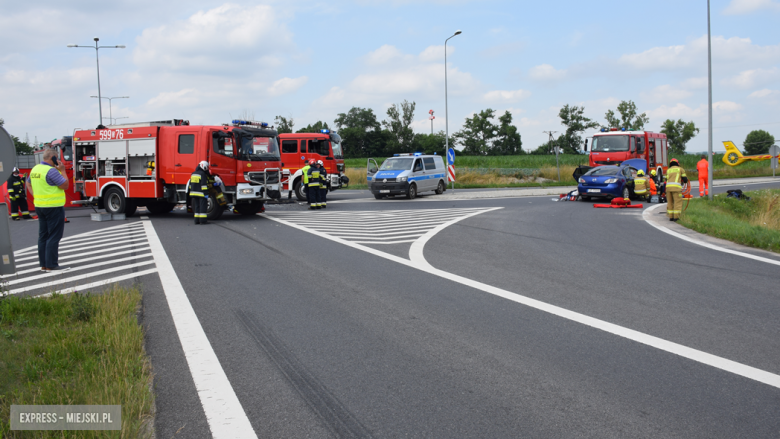 Wypadek motocykla i osobówki na małej obwodnicy Ząbkowic Śląskich. Zginął kierowca jednośladu
