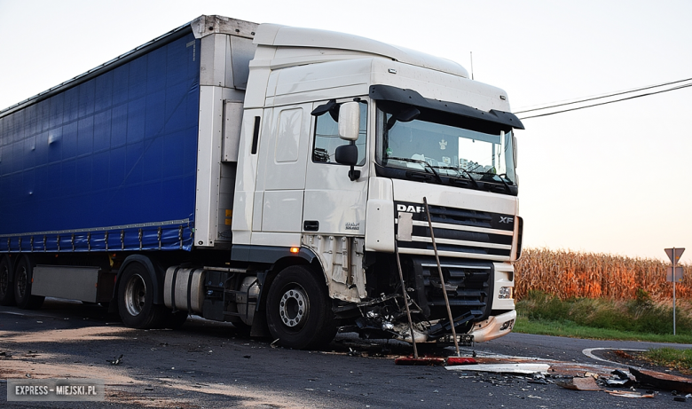 	Zderzenie Mercedesa z samochodem ciężarowym w Ciepłowodach