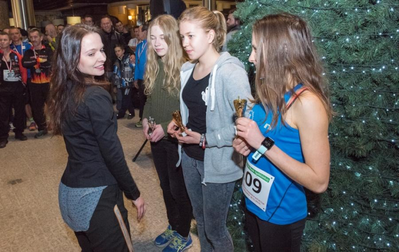 Ewa Błauciak wywalczyła mistrzostwo Polski kobiet należących do OSP (do 29 lat) w biegu po schodach. W zawodach wzięli udział też Maciej Błauciak i Marcin Kornaś reprezentujący ząbkowicką grupę biegową