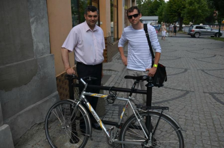 Stojaki na rowery zostały zamontowane w sześciu miejscach Ząbkowic Śląskich