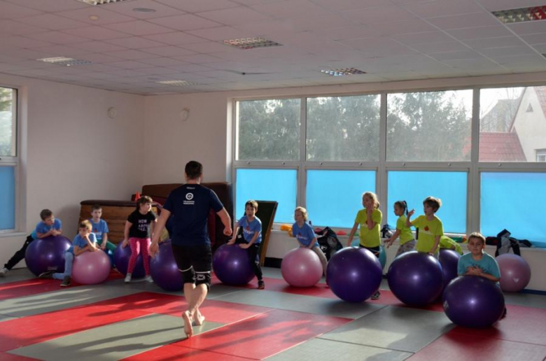 Sport i nauka – kolejne zajęcia Ząbkowickiego Uniwersytetu Dziecięcego