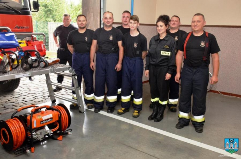 Przekazanie sprzętu dla strażaków-ochotników z gminy Ząbkowice Śląskie