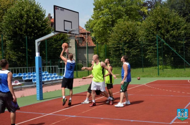 Wakacyjny turniej koszykówki 3x3 w Ząbkowicach Śląskich