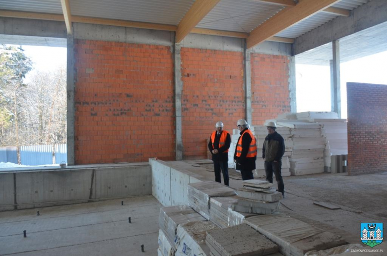 Trwa budowa krytej pływalni w Ząbkowicach Śląskich - luty 2019