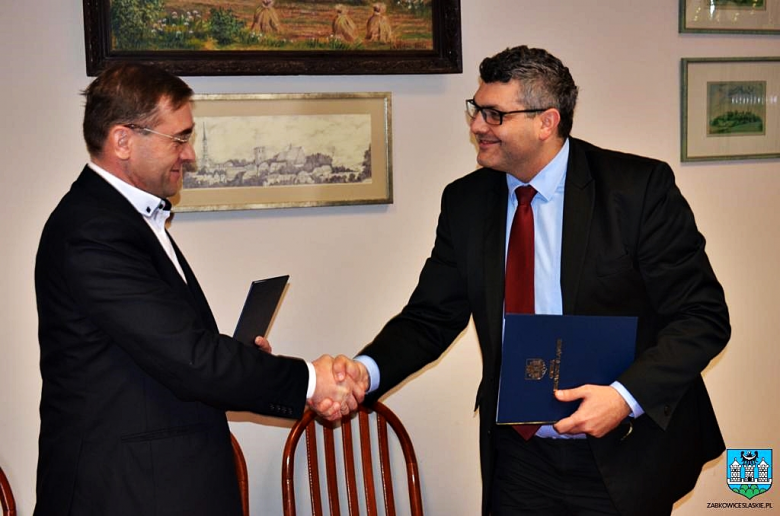 Podpisanie porozumienia budowy sieci szybkiego światłowodowego internetu w Ząbkowicach Śląskich