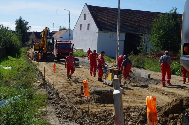 Zakończyła się przebudowa kilometrowego odcinka drogi gminnej w Skalicach