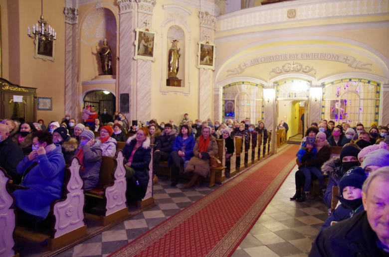 Koncert kolęd w kościele pw. św. Apostołów Piotra i Pawła w Ziębicach