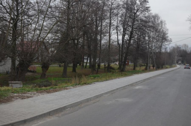 Odremontowane chodniki w trzech miejscach na terenie ząbkowickiej gminy