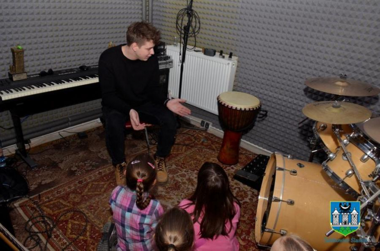 Poczuj muzykę, poznaj swoje miasto – zajęcia Ząbkowickiego Uniwersytetu Dziecięcego
