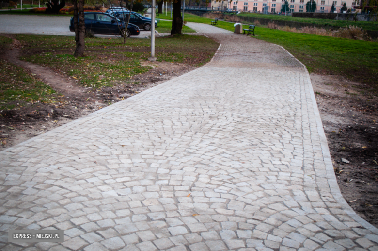Modernizacja przejść dla pieszych i skwerku w Kamieńcu Ząbkowickim