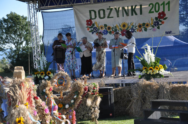 Dożynki Powiatowo-Gminne – Stolec 2011