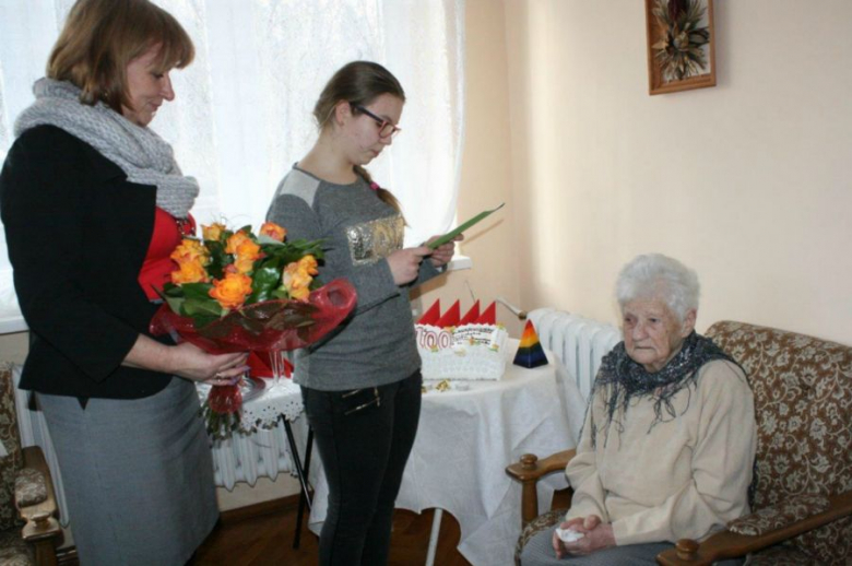 Stanisławę Smółkę z okazji setnych urodzin odwiedziło wielu gości