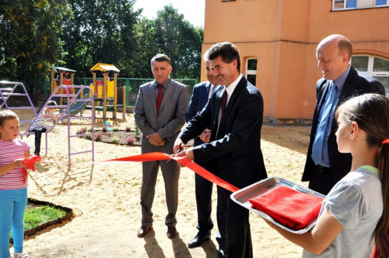 17 września odbyło się oficjalne otwarcie ogrodu zabaw przy SOSW