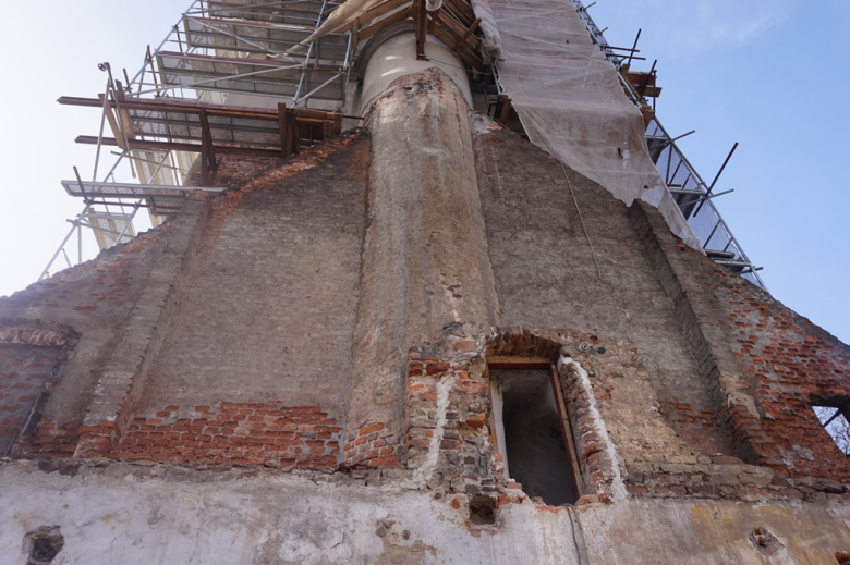 Trwają prace przy rewitalizacji kościoła poewangelickiego w Złotym Stoku